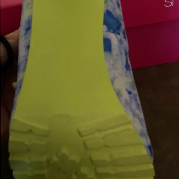 Tye dyed pumps - Picture 5 of 9